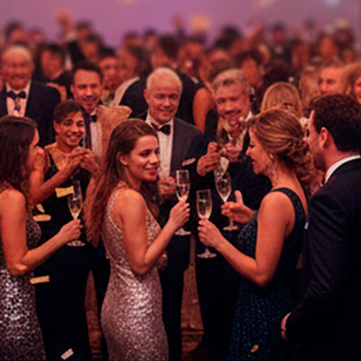 Company party DJ in Vienna Guests dancing at a company Christmas party in Vienna with DJ accompaniment.