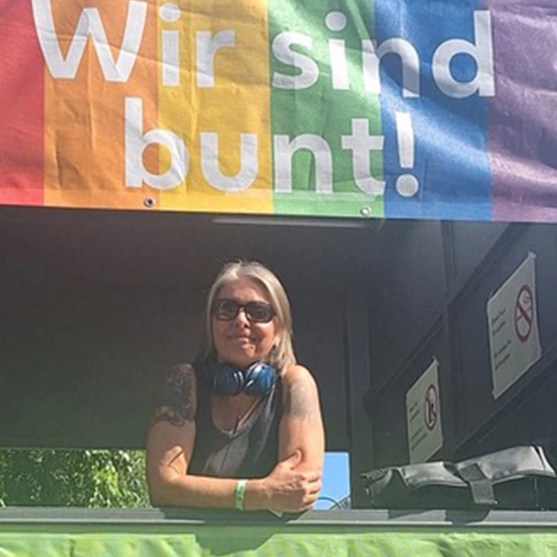 DJ Reflex von Fly bei der Pride Rainbow Parade Regenbogenparade, es war mir eine Ehre!